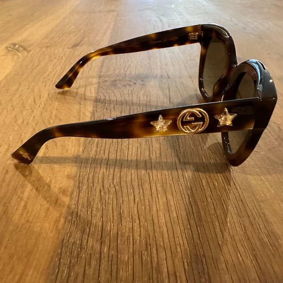 Gucci brown tortoise shell oversized sunglasses main image 4